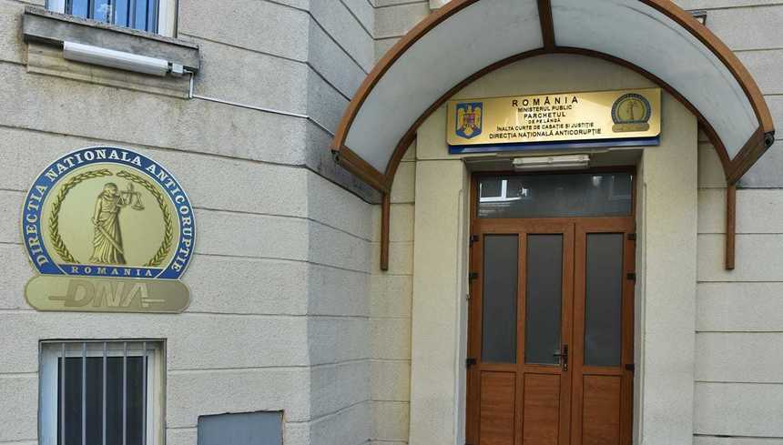  Constanţa: Managerul Spitalului din Cernavodă, reţinut de DNA pentru luare de mită