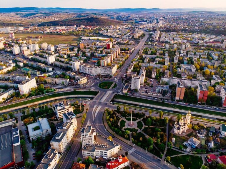 Achiziție inedită - Poliția Locală va verifica construcțiile din Iași cu ajutorul unei drone