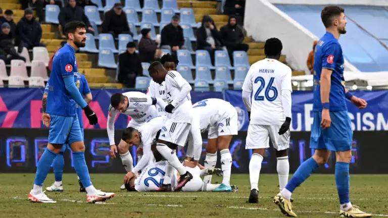 Superliga – play-out: Ploaie cu goluri în Moldova, FC Botoşani – Farul Constanţa 4-3