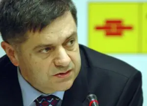 Cumnatul lui Mircea Geoană, condamnat la 6 ani de închisoare pentru mită, urmează să fie adus în ţară