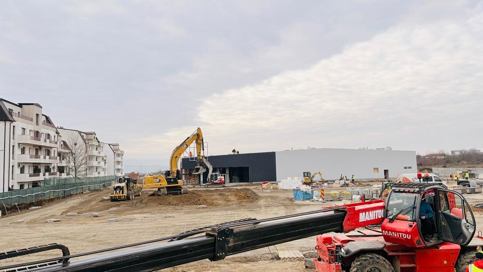  Stadiul lucrărilor la viitorul supermarket Kaufland Galata, înspre Miroslava. Când va fi gata? – FOTO
