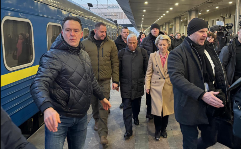 Liderii UE au sosit la Kiev în semn de solidaritate, la împlinirea a „trei ani de rezistenţă” a Ucrainei în faţa agresiunii ruse