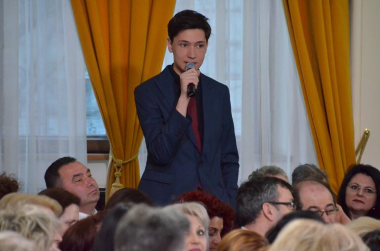 Președintele Consiliului Județean al Elevilor din Iași: „Planurile-cadru au integrat majoritatea dorințelor elevilor”