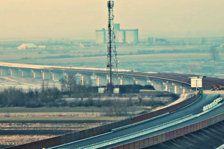 VIDEO Cum arată acum podul de pe Autostrada Moldovei unde UMB a ratat termenul de finalizare