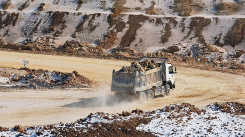  Trump anunţă că va semna vineri cu Zelenski mult disputatul Acord al Mineralelor