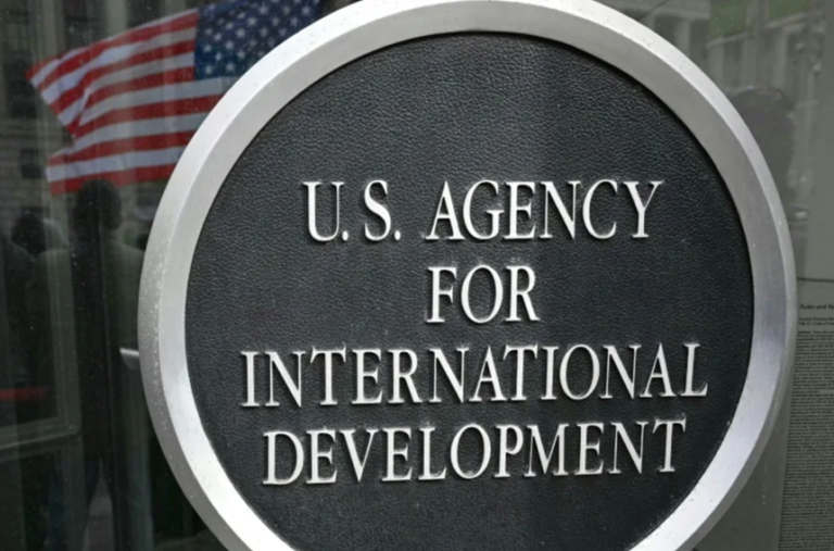 Administraţia Trump elimină 1 600 de posturi USAID în SUA