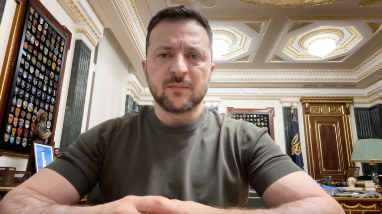 Zelenski denunţă „vorbele foarte previzibile şi foarte manipulatoare ale lui Putin” cu privire la un eventual armistiţiu