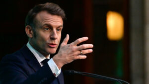 Macron: „Franța este pregătită pentru o discuție privind avioane franceze cu bombe nucleare în alte țări europene”