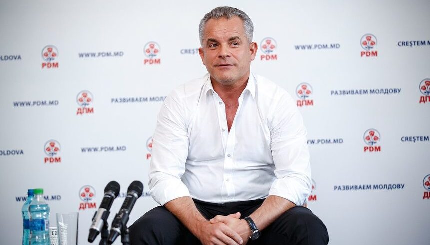 Schemă infracţională care a implicat rulaje bancare în România. Aproape 30 de persoane, între care Vladimir Plahotniuc, ar fi beneficiat de blocarea notificărilor roşii ale Interpol