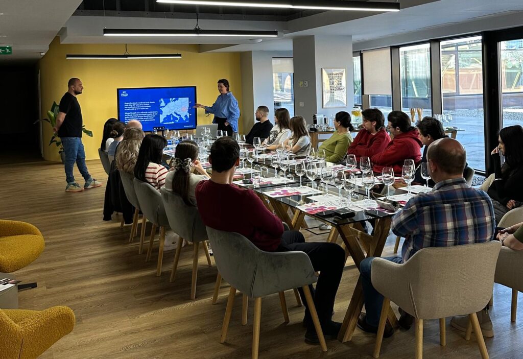  Wine and Territory – Descoperirea identității vinului la Iași, în weekend – FOTO