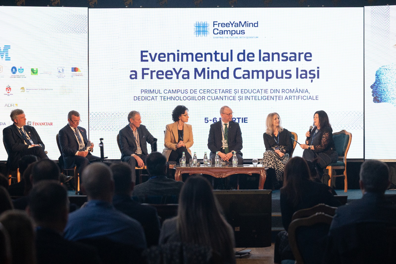 Șefii IBM, ministrul Educației și rectorii universităților din Iași au girat lansarea primului centru cuantic educațional și de cercetare, în capitala Moldovei