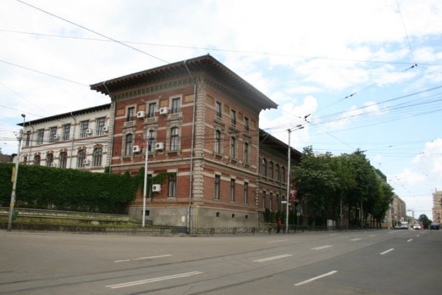 Echipa „Morocănoșii” de la Colegiul Național, premiul al II-a la națională și calificarea în finala Competiției Europene de Statistică