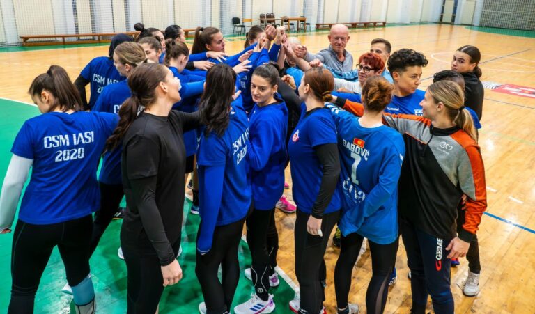 Antrenorii se schimbă, șefii rămân la echipa care face Iașul de râs peste tot. A fost găsit un nou acar Păun