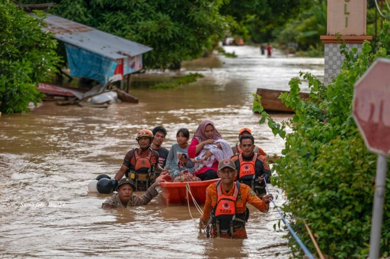 Tehnologia de însămânțare a norilor este folosită de Indonezia pentru a reduce inundațiile din Jakarta