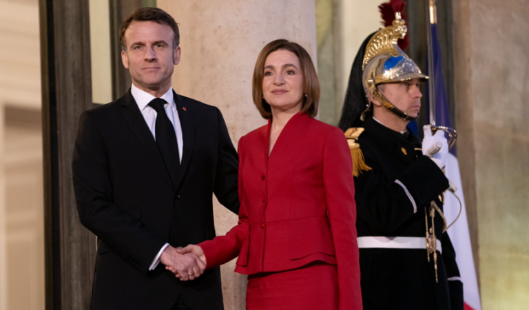 Macron şi Sandu semnează un acord împotriva amestecului străin şi în domeniul ”protecţiei proceselor electorale”