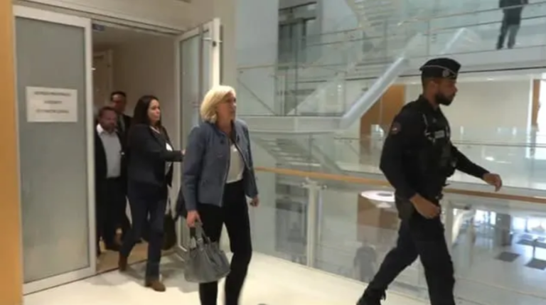 Marine Le Pen a primit patru ani de închisoare și interdicția de a candida la o funcție publică