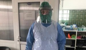 Medic ortoped găsit spânzurat în curte. Fusese cercetat pentru luare de mită de la un pacient