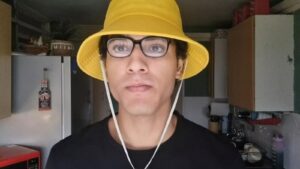Un adolescent britanic a fost condamnat la închisoare pe viaţă după ce şi-a ucis cu bestialitate familia şi plănuia un masacru la şcoală