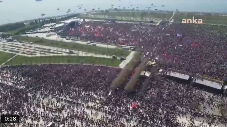 Protest uriaș la Istanbul – Sute de mii de oameni în stradă: „Nu am nicio teamă” - VIDEO