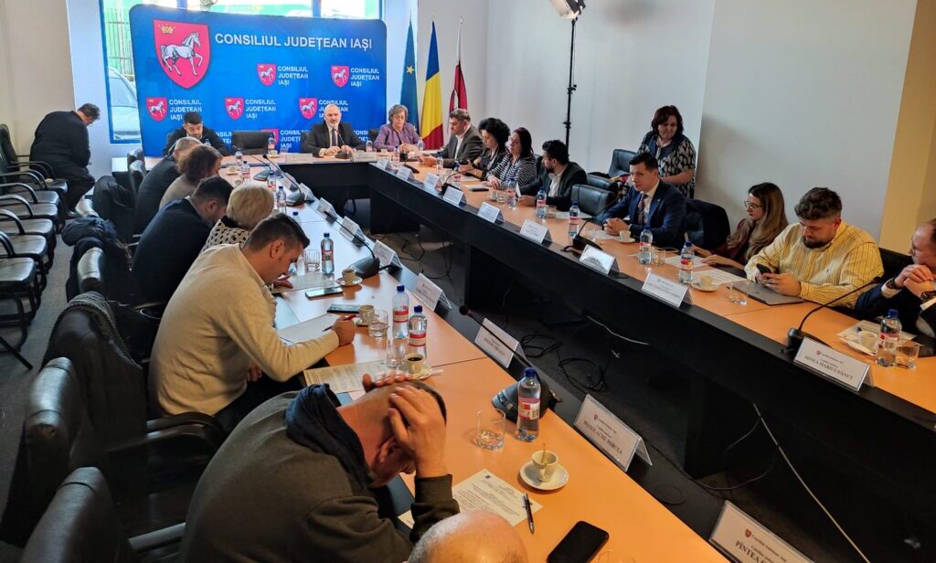 Notele consilierilor pentru ultima reuniune a verii. A fost cea mai animată ședință a CJ Iași. „Nu se va mai întâmpla”, promite Costel Alexe.