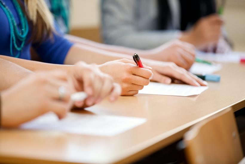 Profesorii ieșeni despre simularea examenului de Bacalaureat la Limba română: subiecte previzibile, dar notele mari sunt greu de obținut