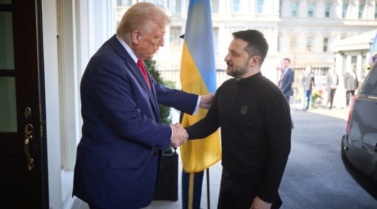 UPDATE Trump anunţă că-l va invita din nou pe Zelenski la Casa Albă
