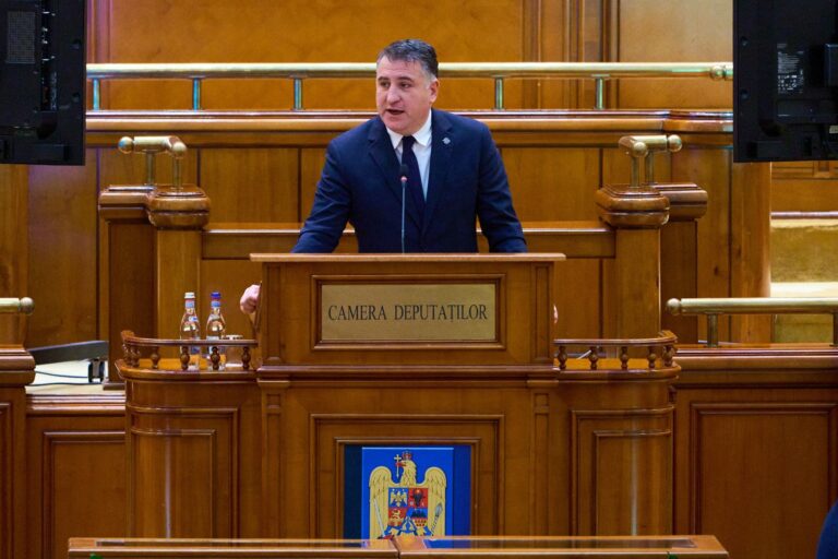 „Fiicele și fiii ieșenilor de peste granițe vor deschide eliberarea României!”. Deputatul AUR Ciprian Paraschiv, despre rolul diasporei la alegerilor prezidențiale (P)