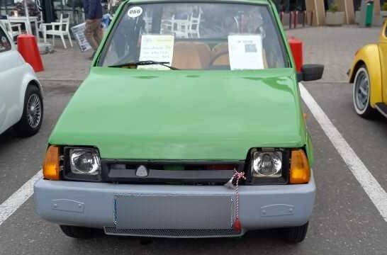 O Dacia Lăstun, una dintre puținele funcționale din țară – printre vedetele Retro Paradei Primăverii din Prahova: „Am făcut naveta la serviciu cu ea”