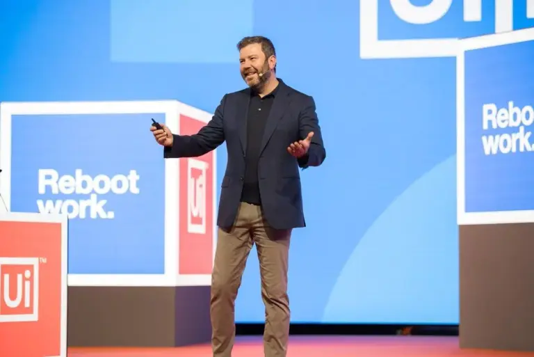 Daniel Dines, cel mai bogat român, prevede schimbări dramatice în privința modului în care muncim