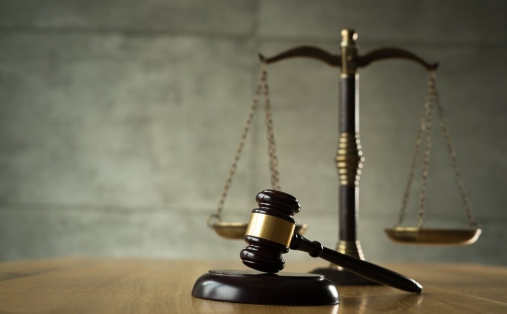  Justiție cu două măsuri la Iași? Un șofer omoară om pe trecere cu 150 km/h și e liber, un altul rănește pietonul cu oglinda și ajunge la închisoare