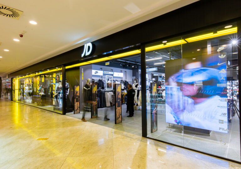 Zona dedicată retailerilor sport din Palas se dezvoltă.  JD Sports deschide primul său magazin din Iaşi