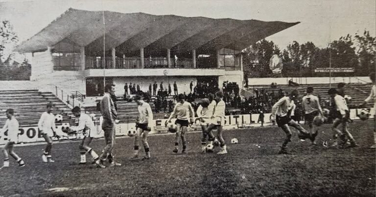 La mulți ani, Politehnica, oriunde te afli! File de poveste din istoria unui club care, mai mare rușinea!, stă uitat de lume la ceas aniversar
