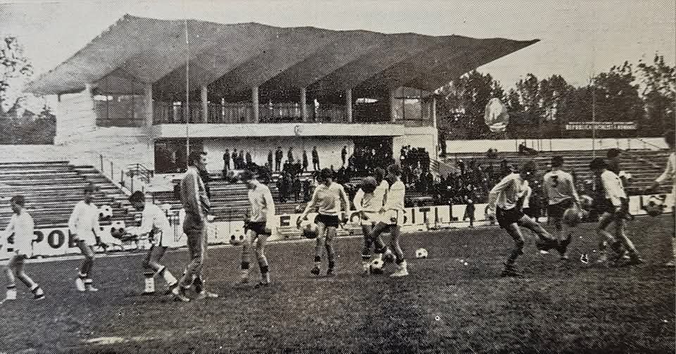  La mulți ani, Politehnica, oriunde te afli! File de poveste din istoria unui club care, mai mare rușinea!, stă uitat de lume la ceas aniversar