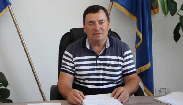 Primar ieșean dat afară din PSD după ce a postat pe rețelele sociale că îl susține pe Ponta, nu pe Antonescu