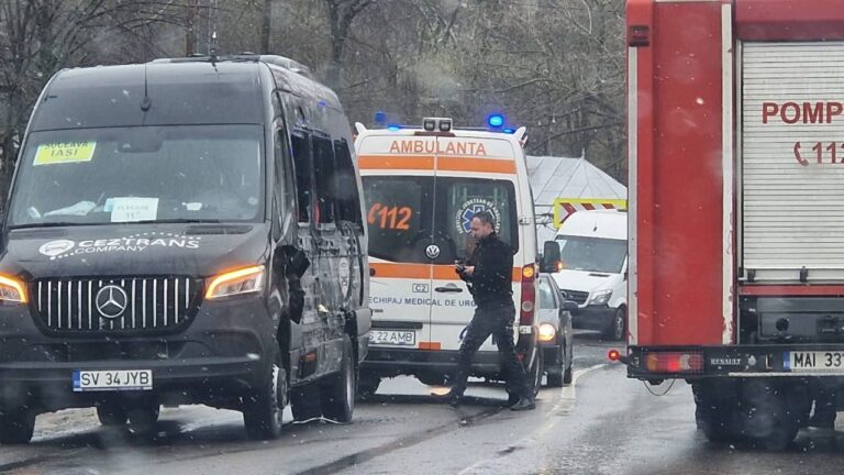 Accident grav la Iași – Impact între un TIR și un microbuz. Cel puțin două victime