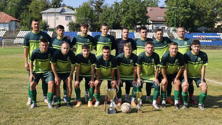FOTBAL Echipele de fotbal ieșene pleacă de acasă. Meci capital la Piatra Neamț