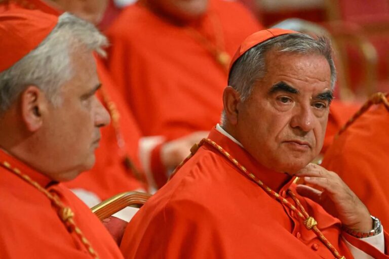 Probleme la Vatican. Un cardinal condamnat cere să facă parte din conclavul pentru alegerea noului papă
