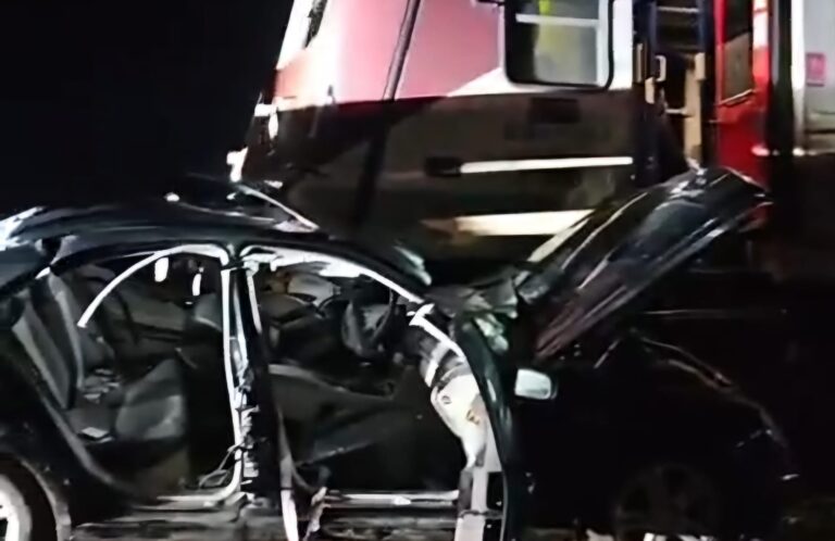 Accident feroviar grav la Podu Iloaiei: Care este starea celor doi bărbați răniți?