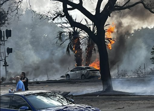 Încă o nouă tragedie aviatică în SUA:  un avion de mic dimensiuni se prăbuşeşte în apropierea aeroportului Boca Raton, la mai puţin de 20 de minute de la decolare, şi cade peste un vehicul