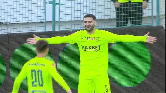 FOTBAL Victorie uriașă pentru Poli, după un meci nebun, în care Iașul a marcat rapid și a ratat incredibil