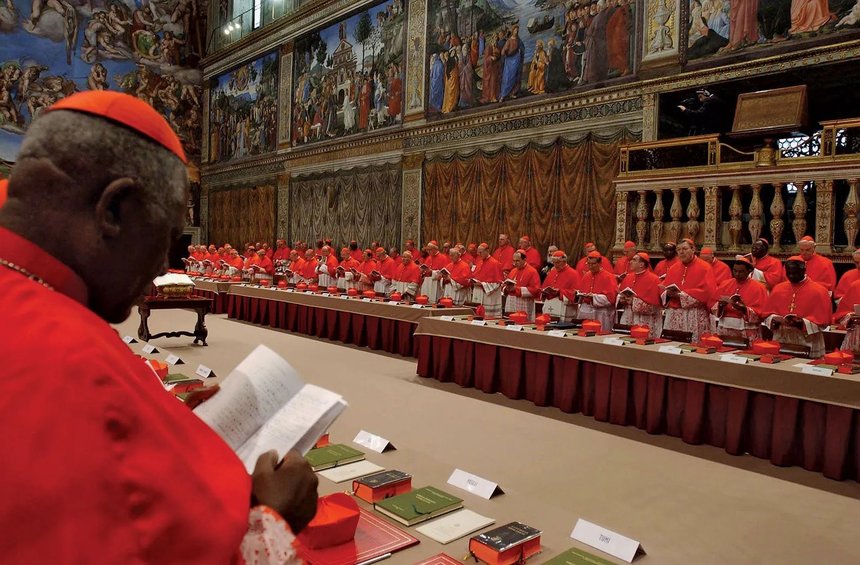 Conclavul se întruneşte la 7 mai pentru a alege un nou papă, anunţă Vaticanul