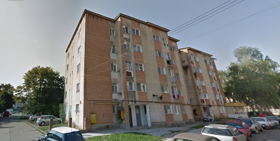 Cum să îți faci vilă pe bloc fără nicio autorizație apoi să o legalizezi în instanță? Iată cum a reușit un ieșean, pas cu pas!
