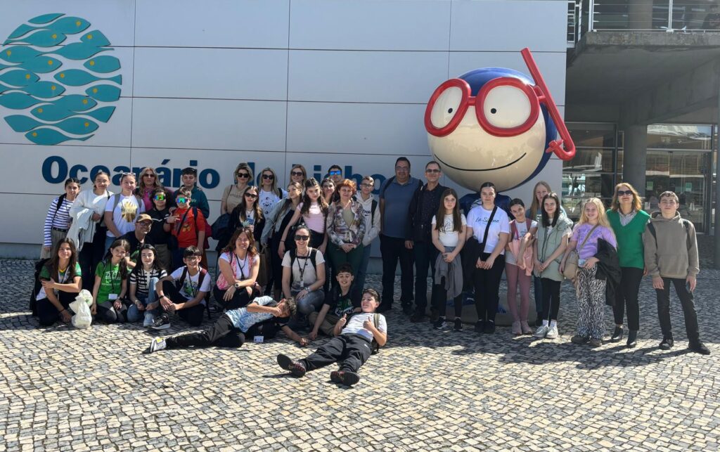 Elevi de la Colegiul Național promovează valorile europene într-un proiect Erasmus+ desfășurat în Portugalia