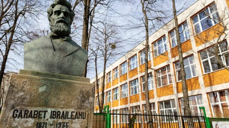 Colegiul „Ibrăileanu” din Copou va deveni „Școală Verde”: amplu proces de modernizare. Vor fi sau nu relocați elevii?