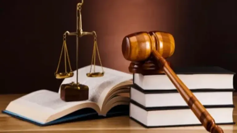 RoJust, asociația personalului din Justiție, cere agresiv Comisiei Europene să nu se atingă de pensiile speciale