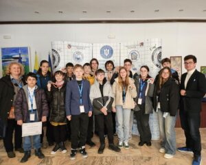 Elevii ieșeni strălucesc la Fizică: peste 20 de premii și mențiuni la Olimpiada Națională