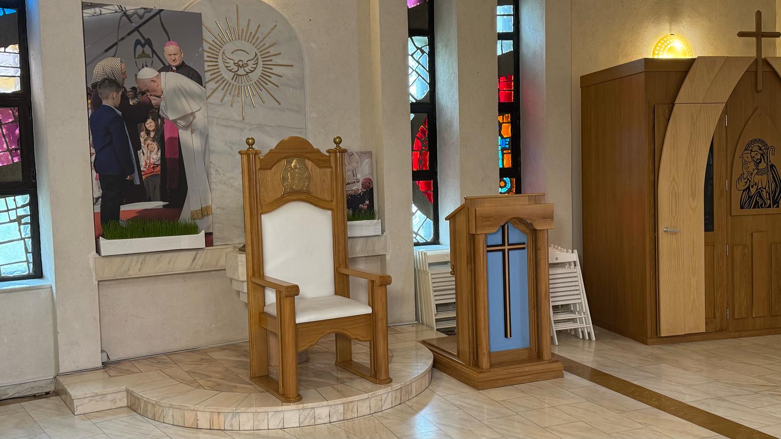 Liturghie cu prohod la Catedrala din Iași, în ajunul funeraliilor oficiale de la Roma