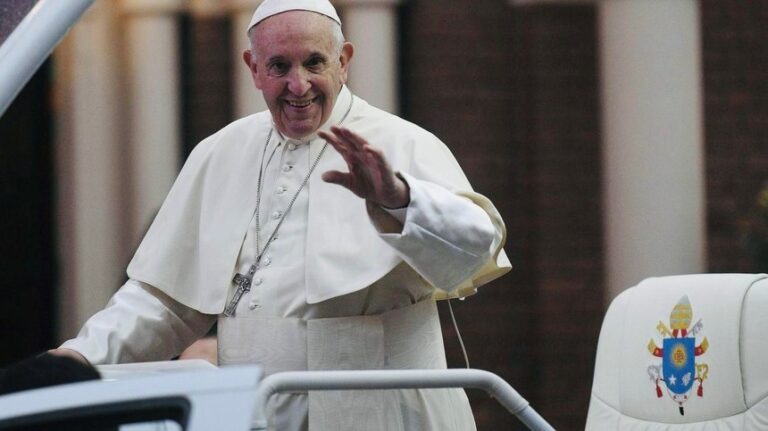 A murit Papa Francisc - Mesajul Ambasadei României pe lângă Sfântul Scaun: Sanctitatea Sa a fost apărătorul celor nevoiaşi, marginalizaţi şi suferinzi
