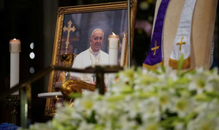 O posibilă cauză a morții Papei Francisc ar putea fi o hemoragie cerebrală - surse 