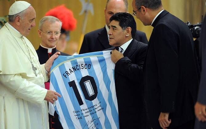 A murit Papa Francisc. Un fan înfocat al fotbalului: Ce echipă argentiniană i-a „cucerit” inima?